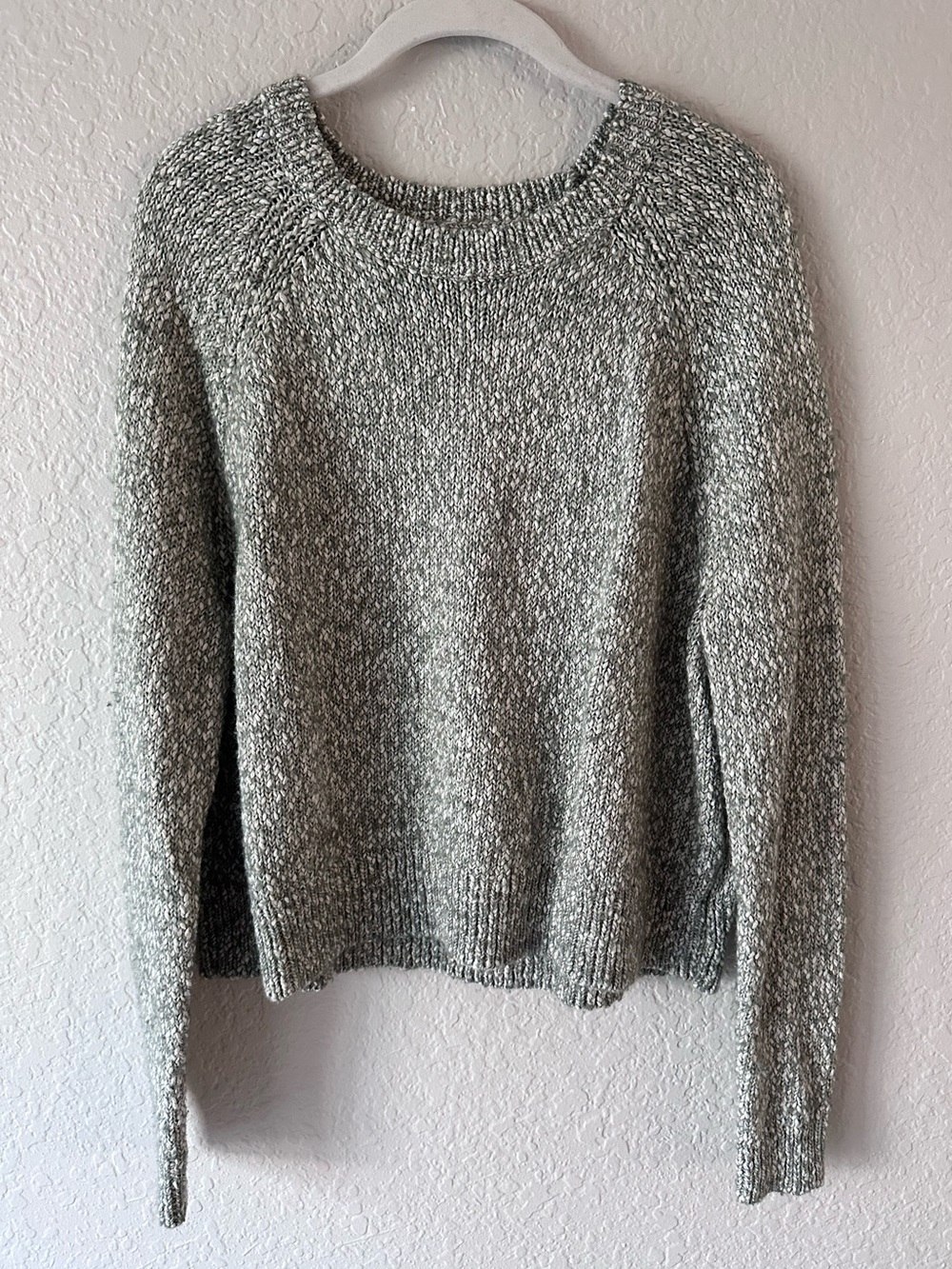 Shrinking Violet Gray Marled Chunky Knit Crewneck Sweater Size L
